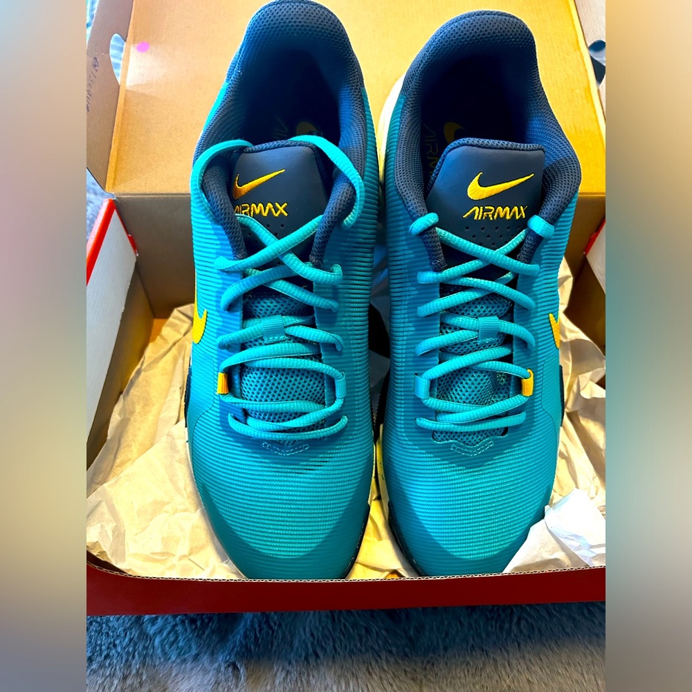 Nike Air Max Impact 4